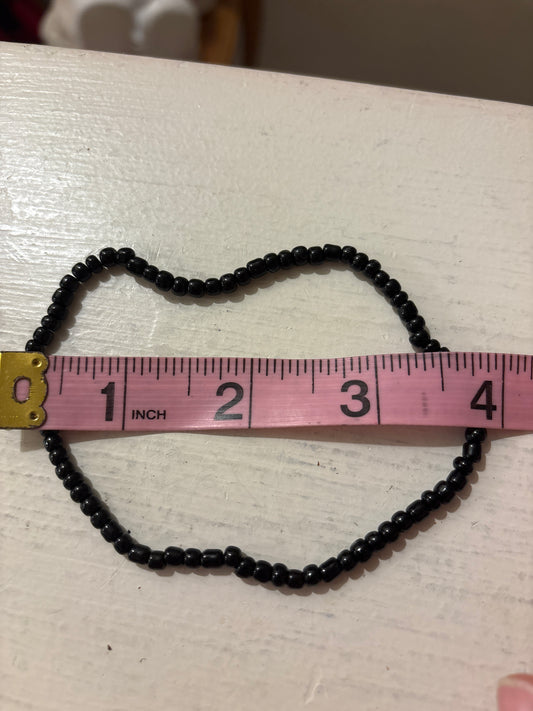 Black beaded bracelet