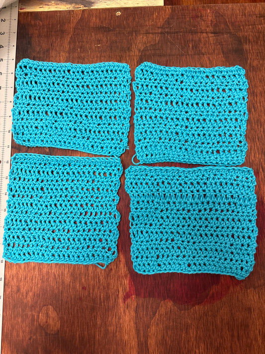 Set of 4 blue dishcloths