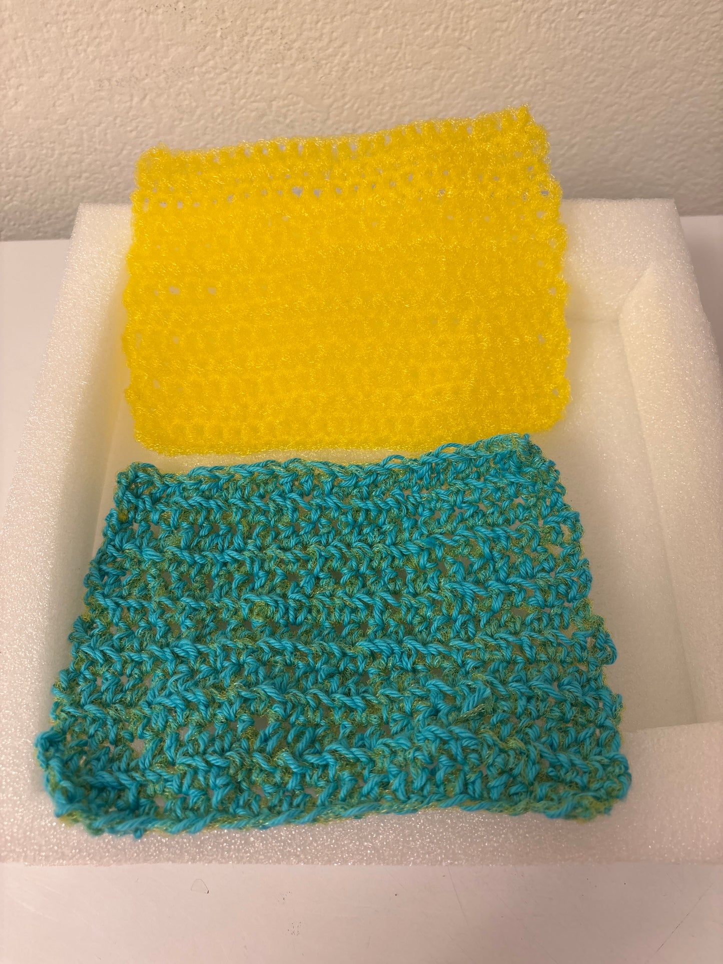 Set of 2 scrubbies